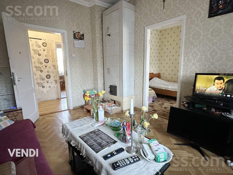 3 rooms, 56.0 m², Pārdod plašu un funkcionālu 3 istabu dzīvokli ar garāžu Sporta i, Valmiera