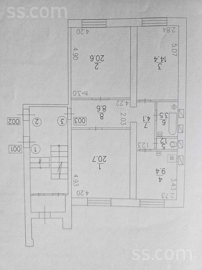3 rooms, 52.0 m², Visai mājai nomainīts jumts, nosiltināti pamati un izremontētas, Jēkabpils