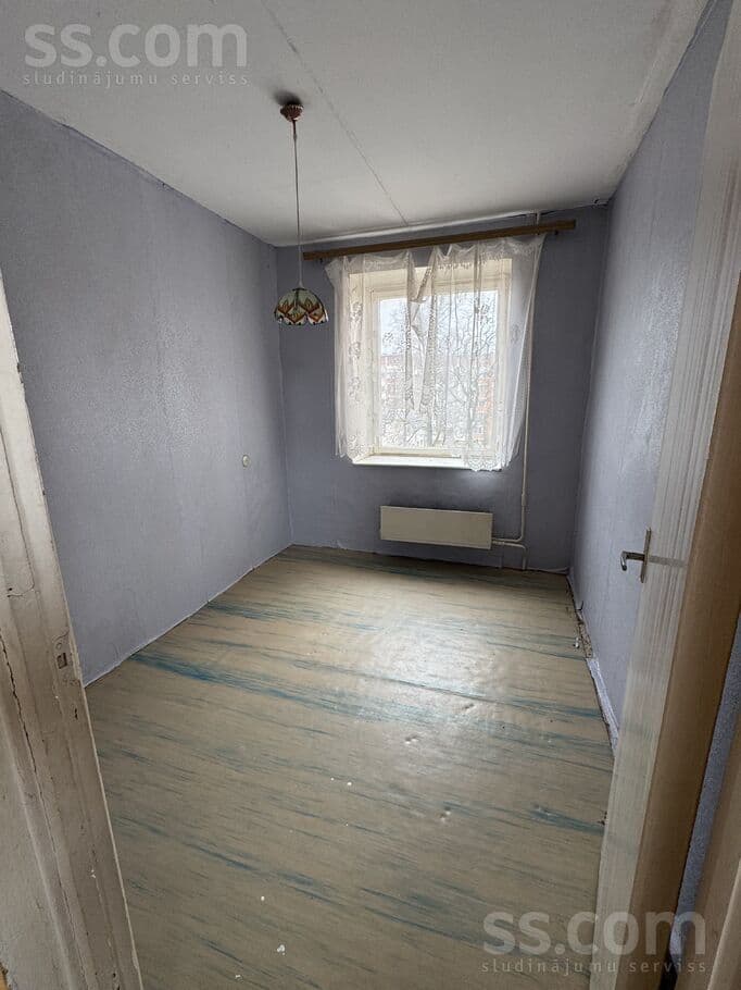 2 rooms, 9.0 m², Pārdod 2 istabu dzīvokli klusā un mierīgā rajonā Rēzeknē. Dzīvok, Rēzekne