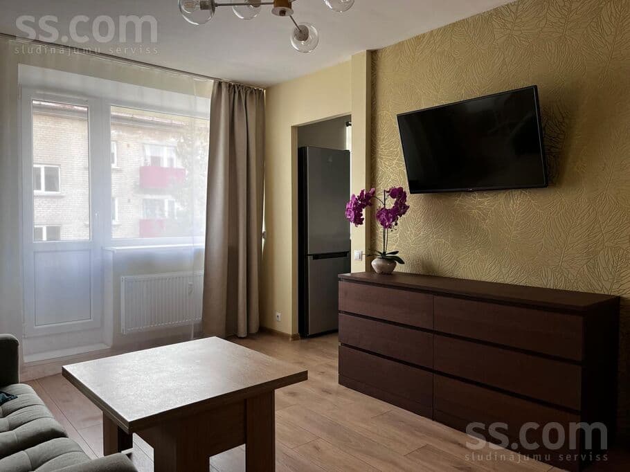 2 rooms, 41.0 m², Uznēmums pārdod parbūvētu un pilnībā mēbelētu dzīvokli nesen ren, Jēkabpils