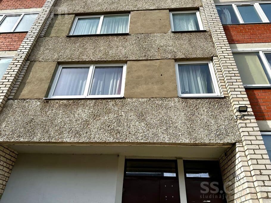 1 rooms, 18.0 m², Tiek tirgots vienistabas dzīvoklis, atrodas otrajā stāvā, nav st, Rēzekne