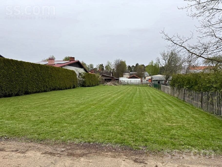 Land, 692.0 m², Investīciju objekts Valmieras sirdī – apbūves gabals Koku ielā. 

Pārdod strat, Valmiera
