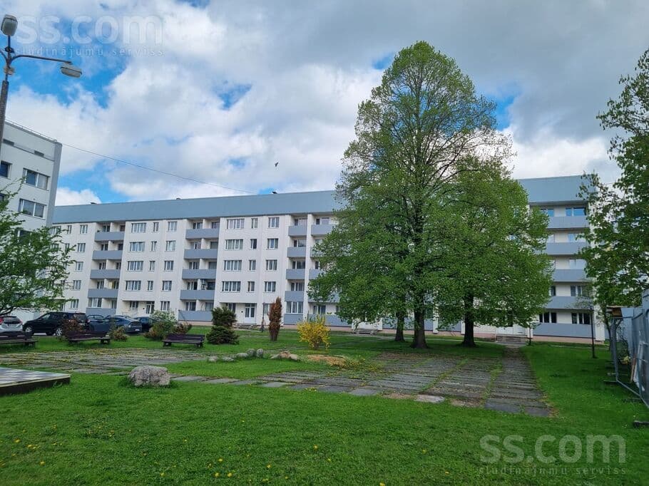 2 rooms, 22.0 m², Pārdodu mājīgu, saulainu, divistabu dzīvokli G. Apiņa ielā 22. D, Valmiera