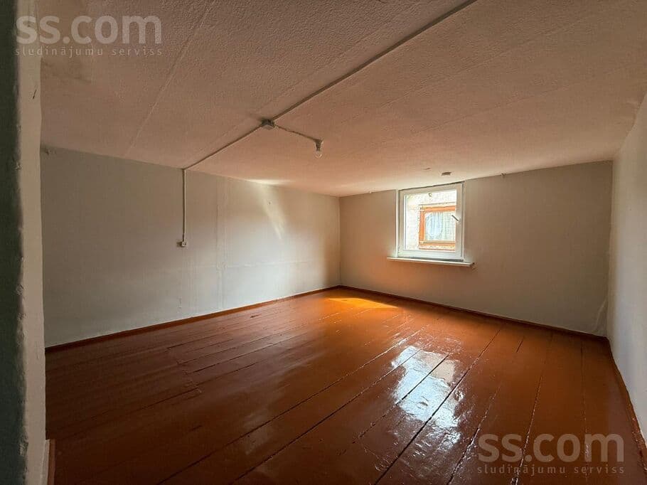 1 rooms, 8.0 m², Īpašnieks pārdod 1-istabas dzīvokli Baznīcas ielā 8, Tukumā., Tukums