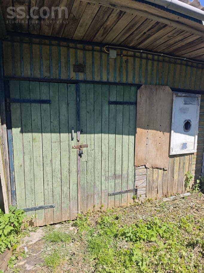 1 rooms, 30.0 m², Kooperatīvā "Dzintars 1" (Slapja iela1) pārdošanā ir laivu māja.
Ir la, Liepāja