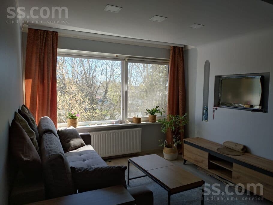 2 rooms, 54.0 m², Pārdod gaišu un mājīgu 2-istabu dzīvokli Majoros, Jāņa Pliekšāna, Majori