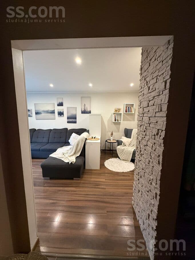 2 rooms, 55.0 m², Saulains un mājīgs 2 istabu dzīvoklis Jelgavā, Nameja ielā

Pā, Jelgava