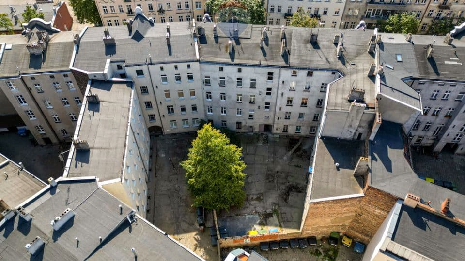 Sprzedam Dom Poznań - 2 000 m²