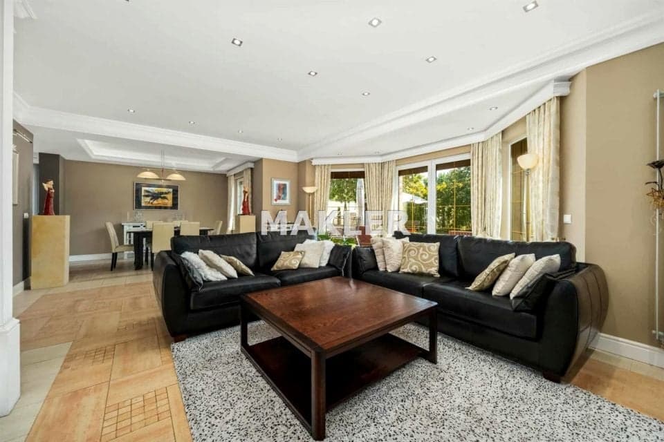 Sprzedam Dom Bydgoszcz - 293 m²