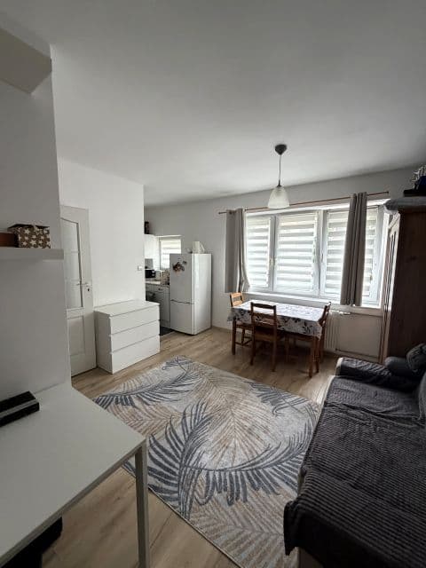 Sprzedam Mieszkanie Warszawa - 23 m²