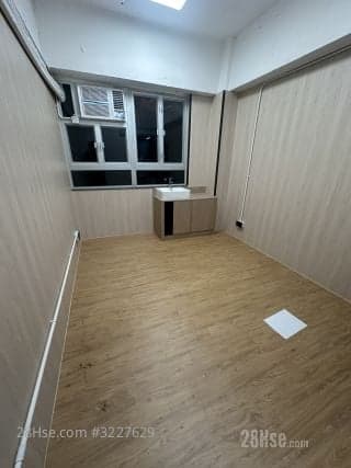1 BR in > 6 Golden 【 鄭 Sir 工廈專家】【 特價盤】 5分鐘地鐵 有窗光猛大大間 適合各行各業 3 days a