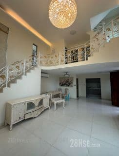 1 BR in > 16 A complete duplex with a large garden in the center of 