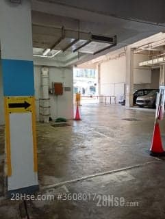 1 BR in > 2 ［ 業主免佣］逸港居車位出租 Aberdeen Ocean Court Rent HK$3