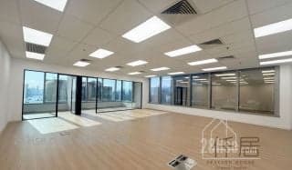 1 BR in > 8 Golden [Newly Renovated Included] Premium Grade A Office