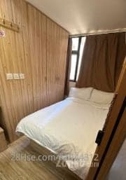 1 BR in > 18 Golden The owner is commission