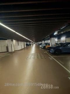1 BR in > 1 Nice parking space Kai Tak Vibe Centro Century 21 Kai Fu