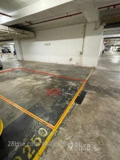 1 BR in > 2 Pare Royale parking