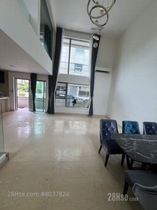 4 BR in > 18 4 bedrooms (2 ensuite)