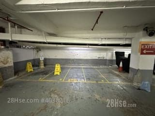 1 BR in > 4 Indoor motorcycle parking space rental