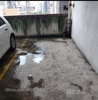 1 BR in Mid-Levels