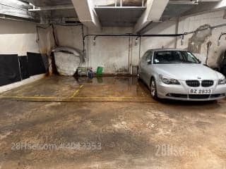 1 BR in > 3 Covered Parking Space at Regal Court Ho Man Tin Regal Co