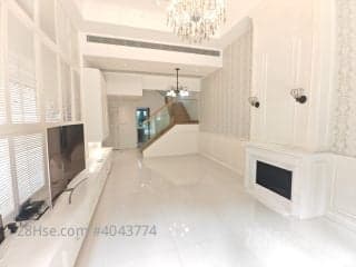 3 BR in > 10 Detached house in Yi Garden