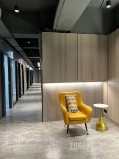 1 BR in > 8 Golden No commission for tenants