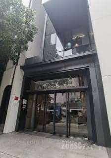 1 BR in > 6 Golden Newly renovated and beautiful building with no fa
