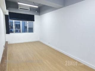 1 BR in > 7 Golden Newly installed windowed