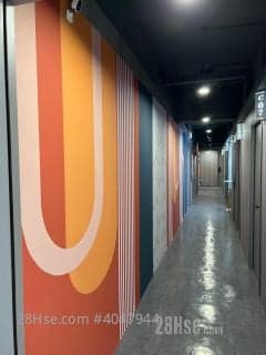 1 BR in > 9 Golden 租客免傭，有窗有內廁，到地鐵站5分鐘 Kwai Chung Kwai Fong Industria