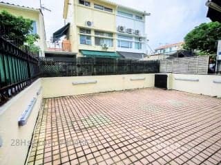 3 BR in > 8 High floor