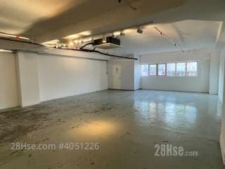 1 BR in > 4 Golden Commission discounts!! Large windows