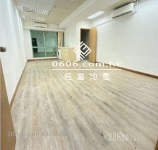 1 BR in > 5 Golden Handsome lobby * Ready to rent and use * Well