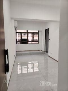 1 BR in > 34 Golden New Renovation Studio in Re