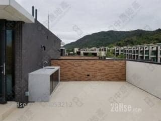 4 BR in > 10 Rare villa for rent