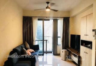 2 BR in > 7 Golden October Recommendation: Beautifully Renovated Two