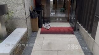 1 BR in > 25 Golden Tung Chung Villas Luxurious Decoration
