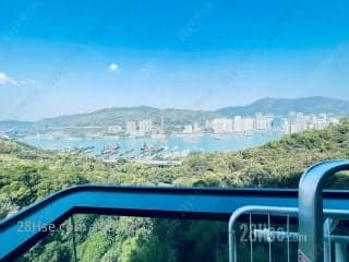 1 BR in > 7 Golden Sandra can speak "FLUENT ENGLISH"Seaview stedio f