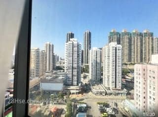 2 BR in > 6 Golden New renovation Yuen Long Ho Shun Lee Building | U