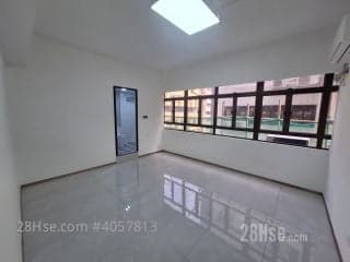 1 BR in > 40 Golden Newly renovated near MTR station