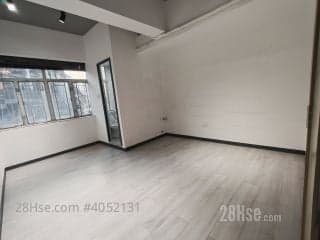 1 BR in > 7 Golden Guang Sheng Opening: Indoor toilet
