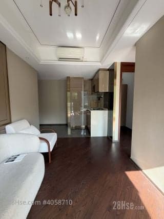 1 BR in > 15 Golden Rarely available new and clean two