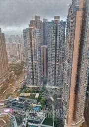 2 BR in > 9 Golden Pool view! High