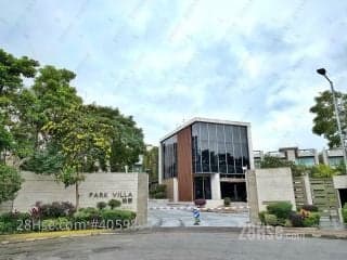 4 BR in > 13 Detached house for rent with 2 parking spaces