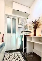 1 BR in > 9 Golden Newly renovated