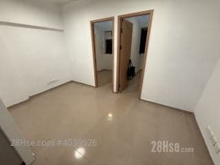 2 BR in > 7 Golden Cheap price Brand New decoration 2 Bedrooms Middl