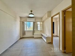 2 BR in > 7 Ho Man Tin: Spacious two