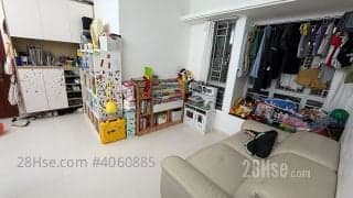 3 BR in > 3 Golden A rare and beautifully decorated three