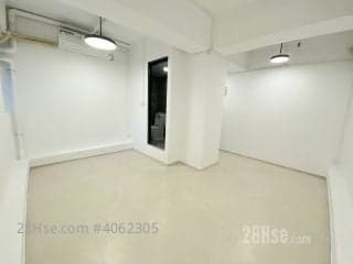 1 BR in > 5 Golden It has small windows offering a wide view. It's n