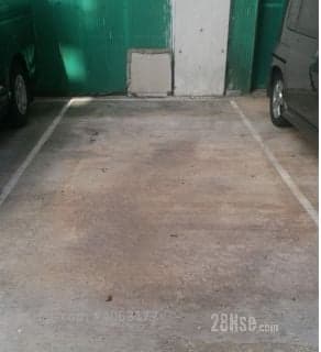 1 BR in > 1 Yuet Ming Building